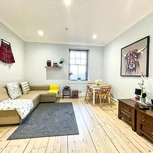 Stunning 2 Bed Nr The Royal Mile & The Castle Edimburgo