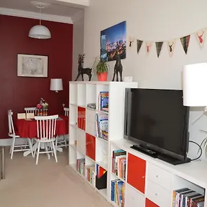 Hamish's Hame Apartment
